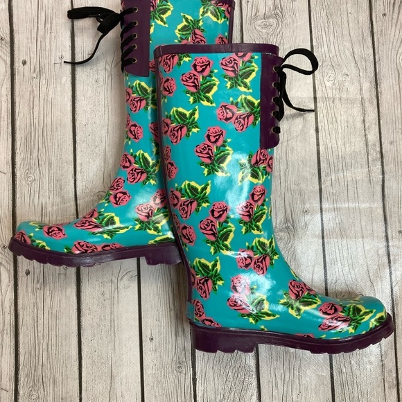 Betsey Johnson Rain Boots - Picture 2 of 12